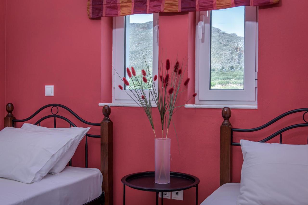 Thea Apartments Ксерокампос Екстериор снимка