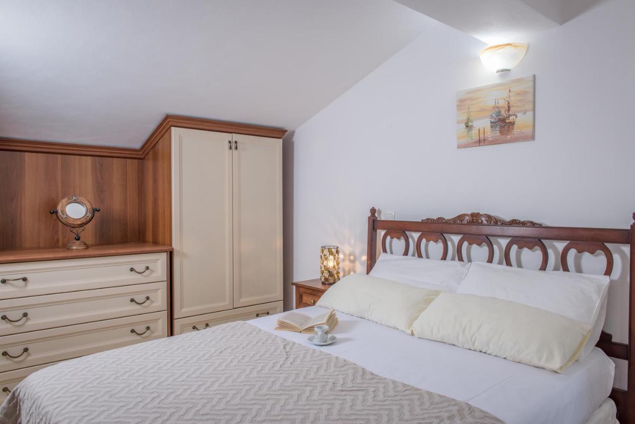 Thea Apartments Ксерокампос Екстериор снимка