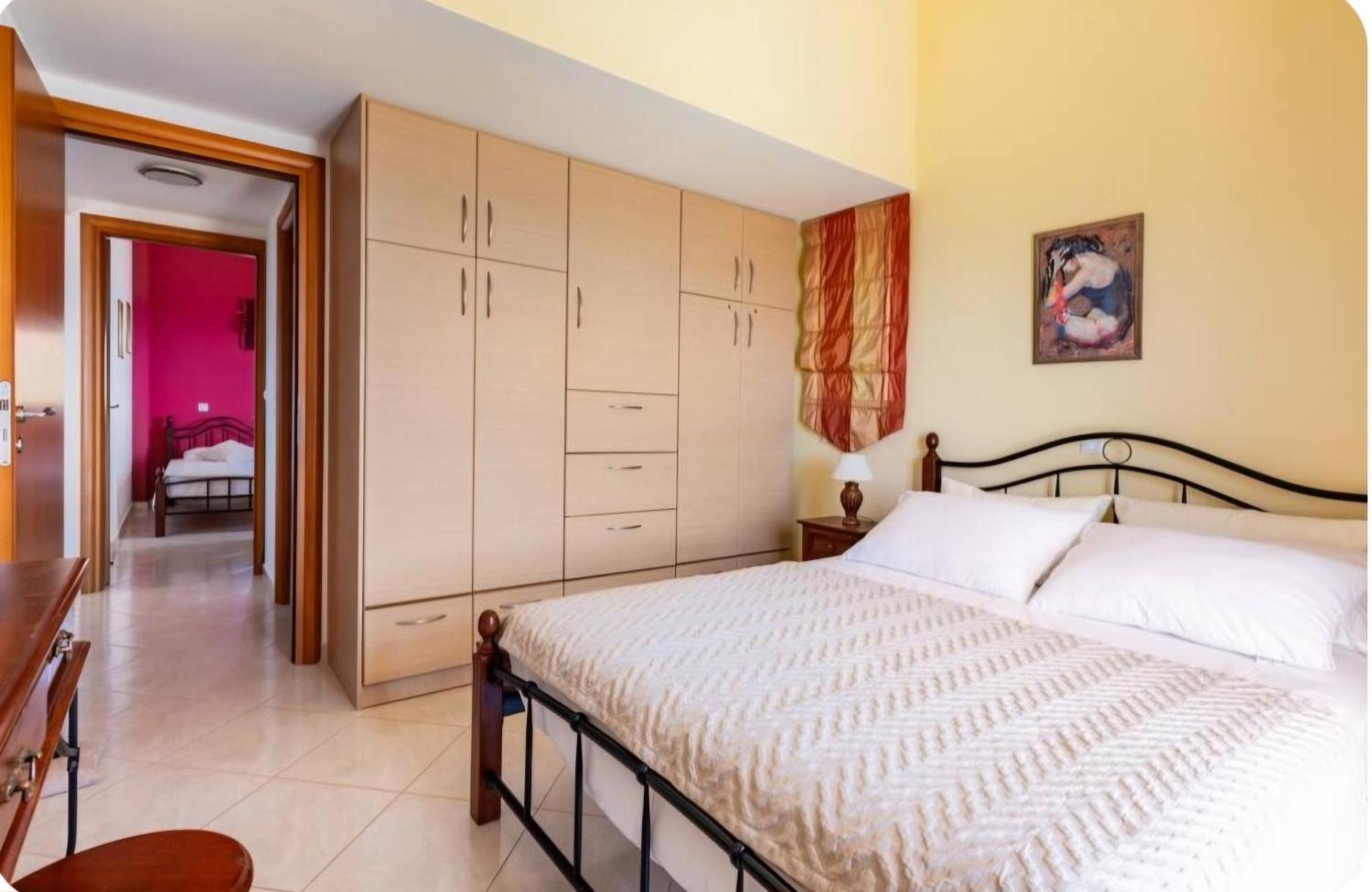 Thea Apartments Ксерокампос Стая снимка